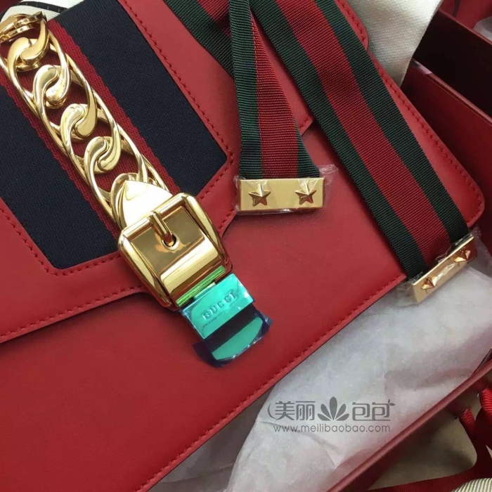 古驰新款gucci sylvie女包 中号彩色织布肩带锁链包421882