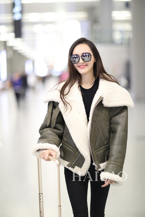 唐嫣最新街拍私服 同款衣服包包看点
