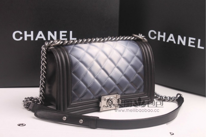 早春新款渐变色le boy chanel 原版羊皮香奈儿女包67086