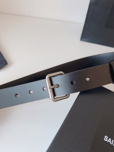 ysl belt 3.5cm 圣罗兰女士宽版腰带 复古针扣 光滑平纹牛皮 黑银色