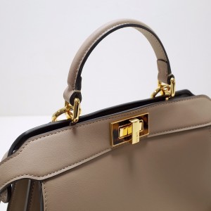 小号鸽子灰色纳帕皮 fendi Iconic Peekaboo ISeeU女士手提包8327